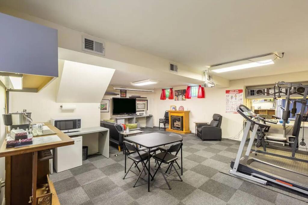 Lrge 5 Bedroom 9 Beds Near Dc-Pool, Hot Tub, Gym, Game Rm, Fire Pit Bowie Exterior foto